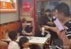 “续面事件”面馆老板曾狂怼网友“不伺候”！附近商户：现在街上都没什么人