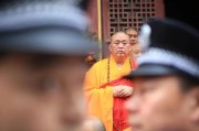 八字精批www.jixiangqiming.vip：:在线测算号码www.jixiangqiming.vip：-释永信翻车，关键并不在于财色破戒